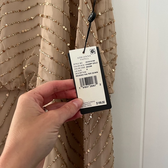 NWT Adrianna Papell - ART DECO BEADED DRESSHALTER IN CHAMPAGNE GOLD - Picture 2 of 6